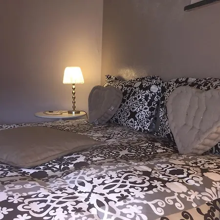 Apartman La Mansarda Di Nana' La Spezia